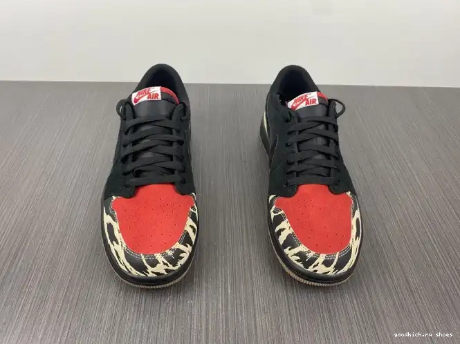 Air DN3400-001 SoleFly x 1 Carnivore Jordan Low 0511